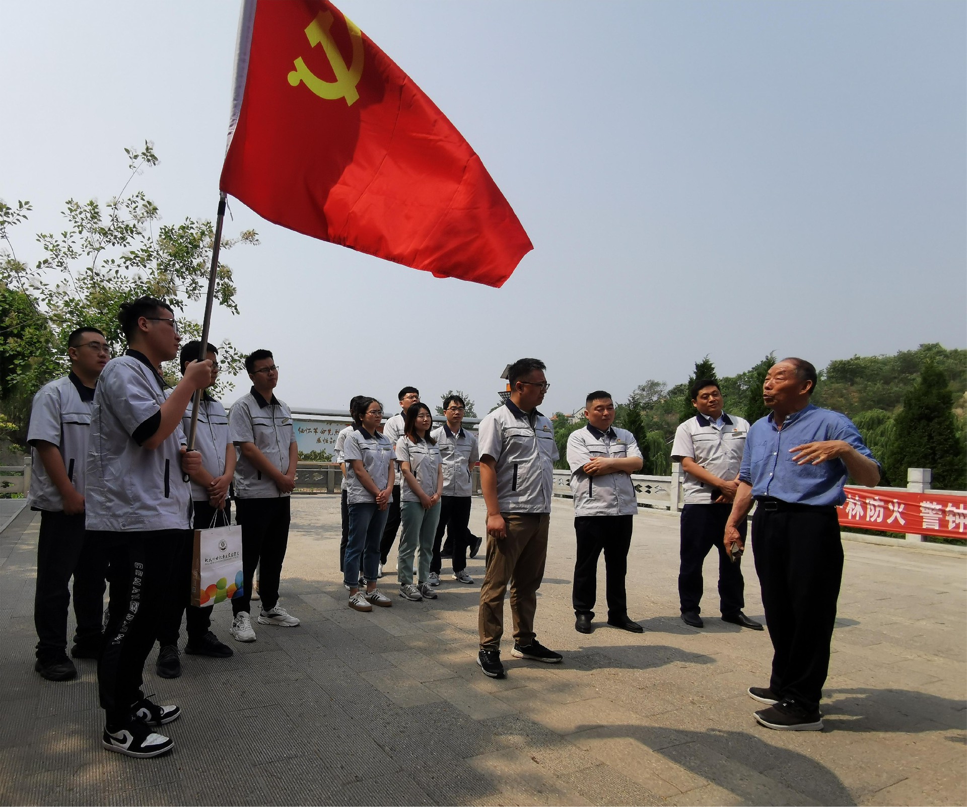 汪洋台2.jpg